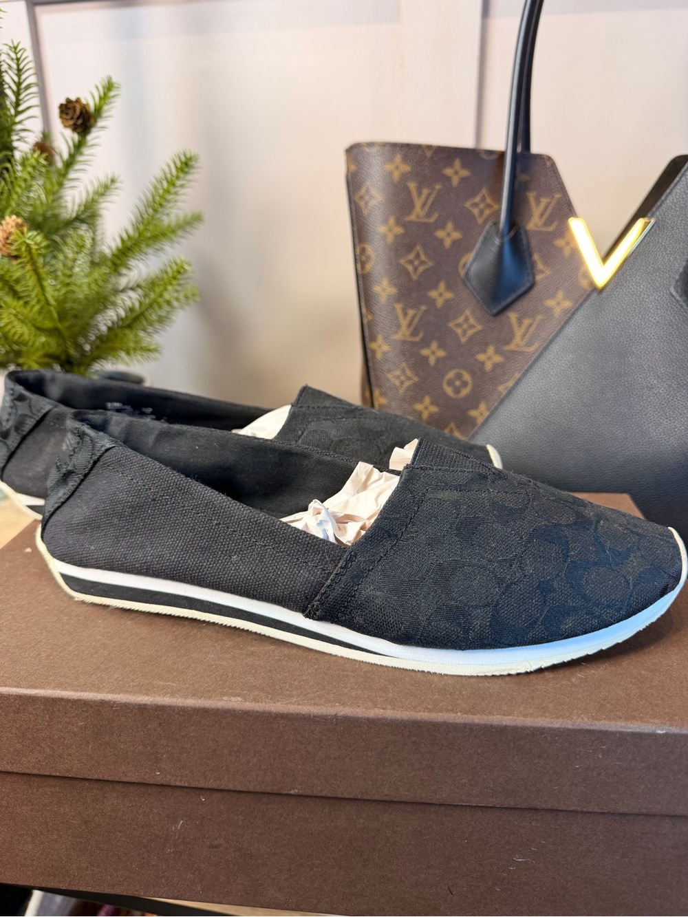 Coach Black Signature Jacquard Slip-On Sneakers 7.5 flats - Picture 2 of 6